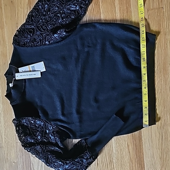 Nanette Lepore Long Sleeve Black Sweater Women's Size Small NWT - Picture 11 of 13